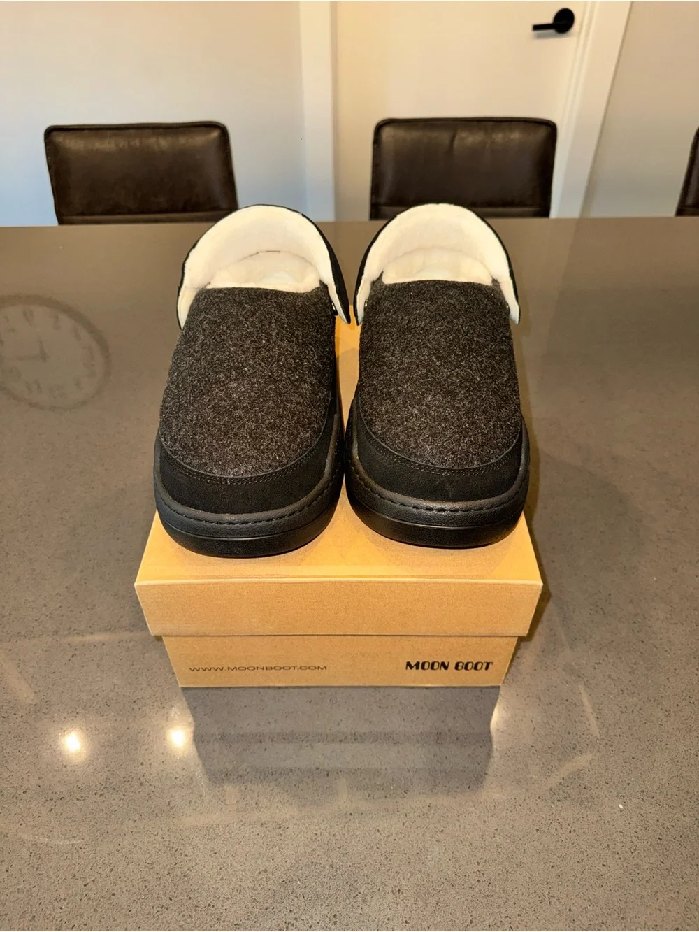 Brand New Never Worn Moon Boot Men’s Slip-On Clog size 9